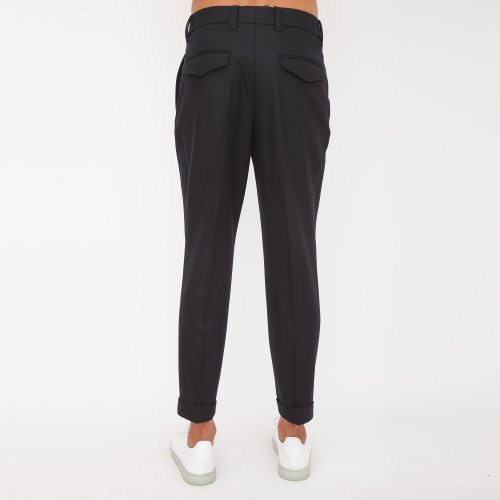 Чоловічі повсякденні брюки HUGO BOSS Trousers NERO