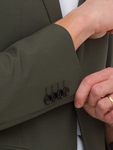 Чоловічий класичний костюм BOSS Suits VERDE