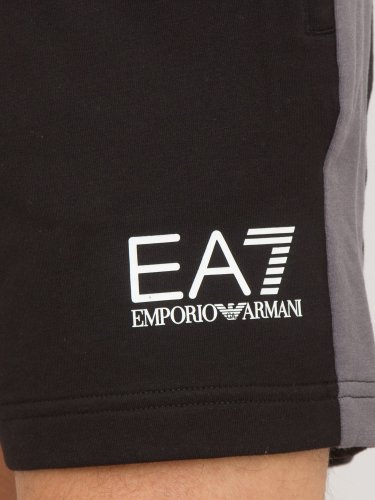 Чоловічі спортивні шорти EA7 EMPORIO ARMANI SHORTS NERO