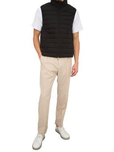 Мужской жилет EMPORIO ARMANI DOWN WAISTCOAT NERO