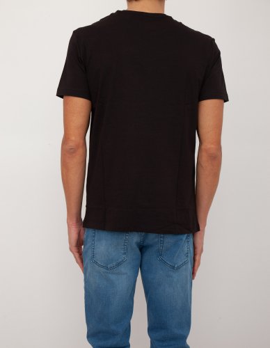 Чоловіча футболка  ARMANI EXCHANGE T-SHIRT NERO