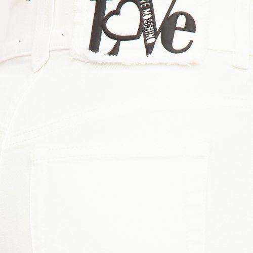 Женские джинсы LOVE MOSCHINO PANTALONE 5 TASCHE BIANCO